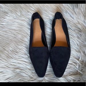 Loafers in black